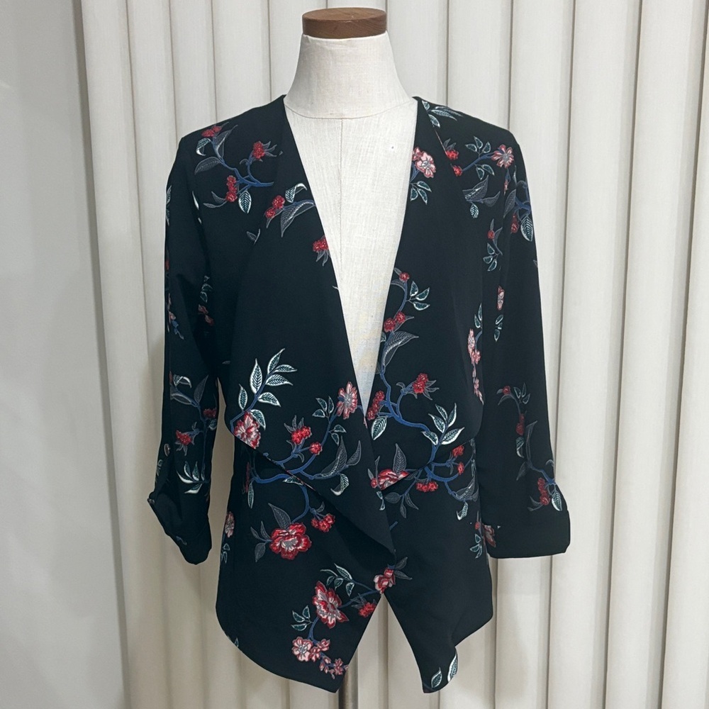 NWT Jules & Leopold Black Floral open front Blazer waterfall collar 3/4 sleeve M